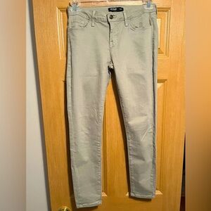 Just Black Denim Modern Classic Skinny Jeans